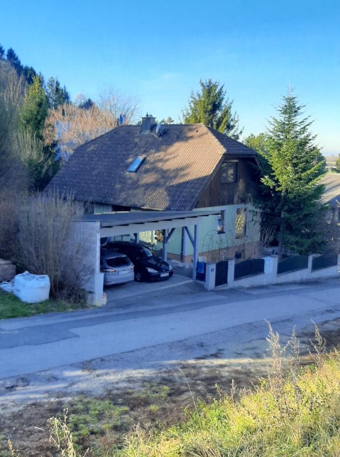 B&B Family Basement Apartment, Breakfast, Free Parking, 5Km From Tulln Chorherrn Extérieur photo